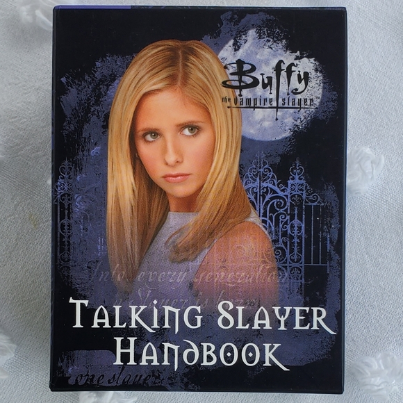 New Buffy the Vampire Slayer: Talking Slayer Handbook (RP Minis) - Picture 5 of 10